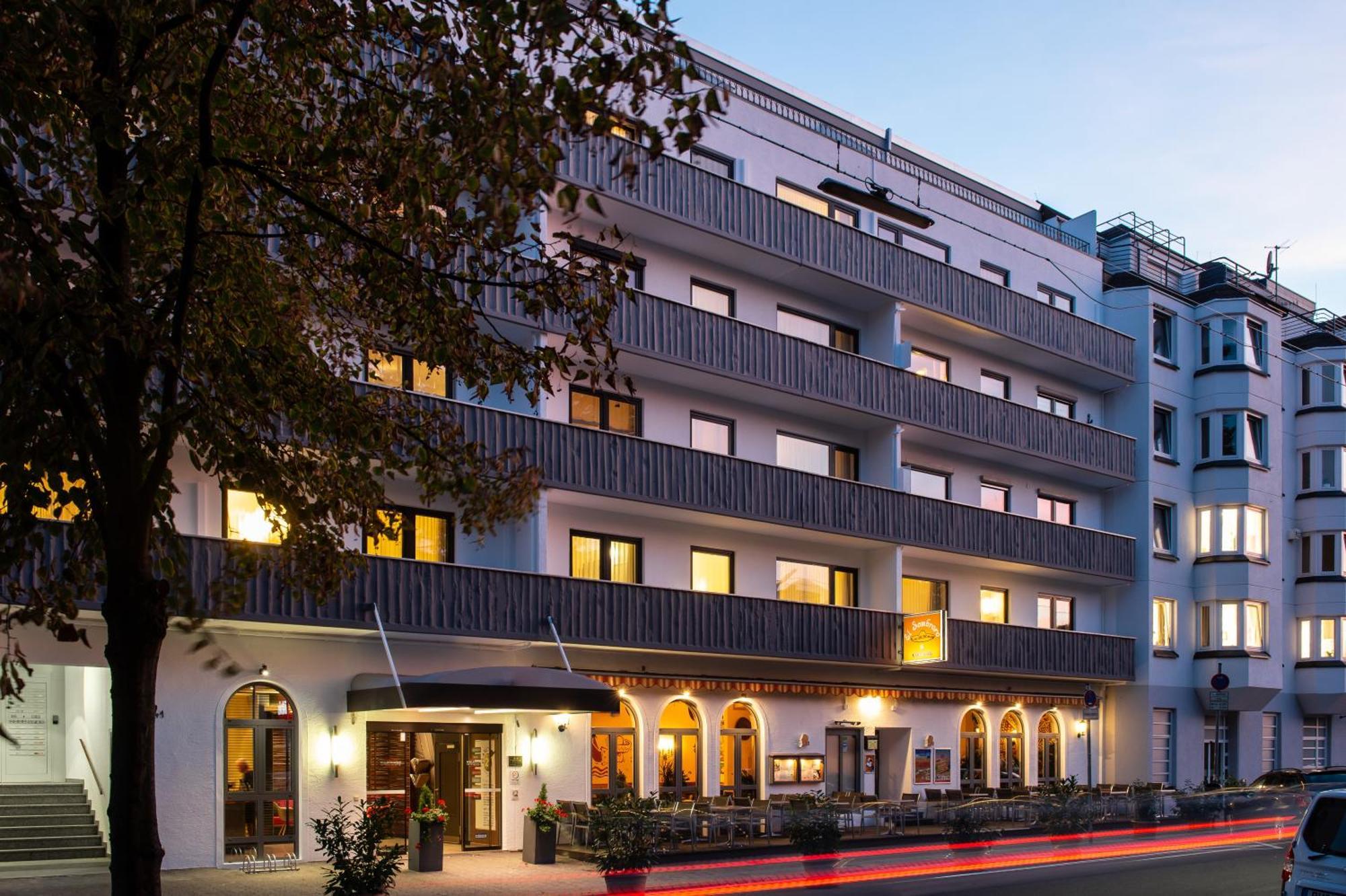 Saar Hotel 2*